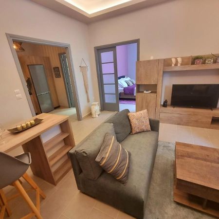 Ellis Apartment Atene Esterno foto